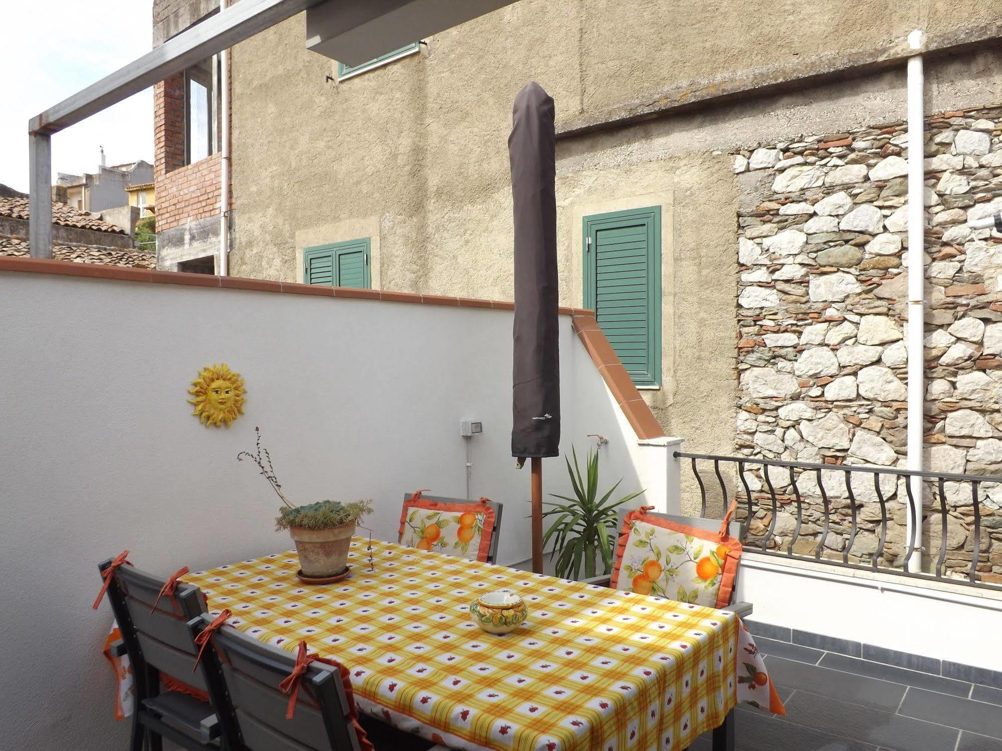 Albergo Diffuso Borgo Gallodoro Luaran gambar